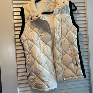 Marc New York white puff vest